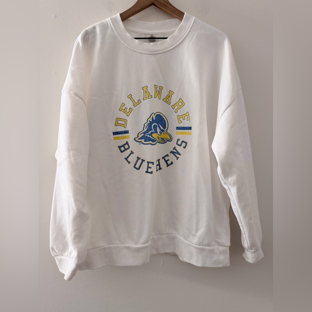 Gameday Couture Delaware Fightin Blue Hens Oversized Vintage Days Sweatshirt L